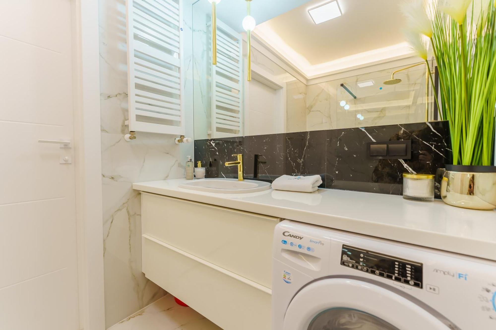 3L Apartments Kasprowicza 20Ab Free Pool, Sauna And Gym โควอบเซก ภายนอก รูปภาพ